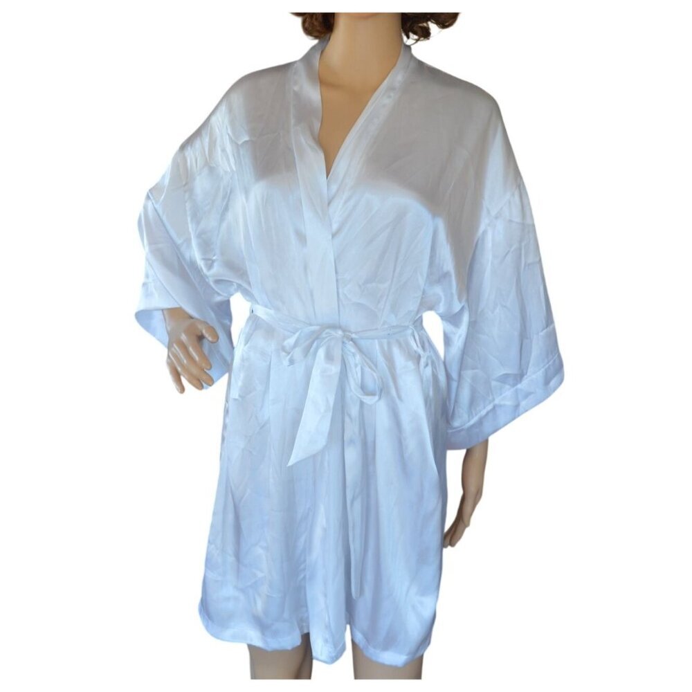 New Gilligan & Omalley White Satin Bride Embroidered Robe Womes Size M/L Wedding